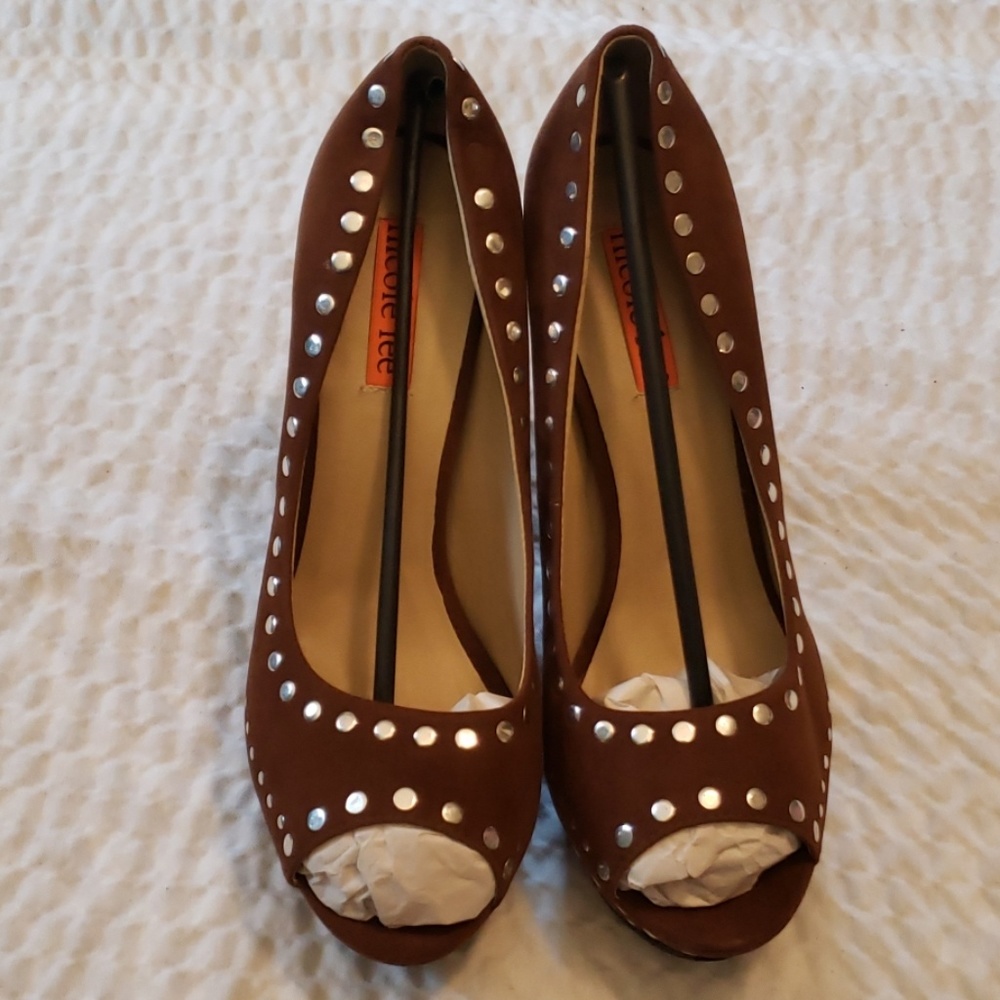 Nwt nicole Lee 10 platform heel brown studded - Picture 3 of 8